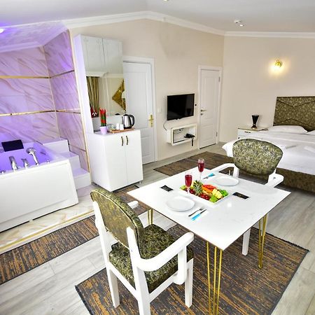 Loca Suit Life Airport Hotel Istanbul Exterior photo